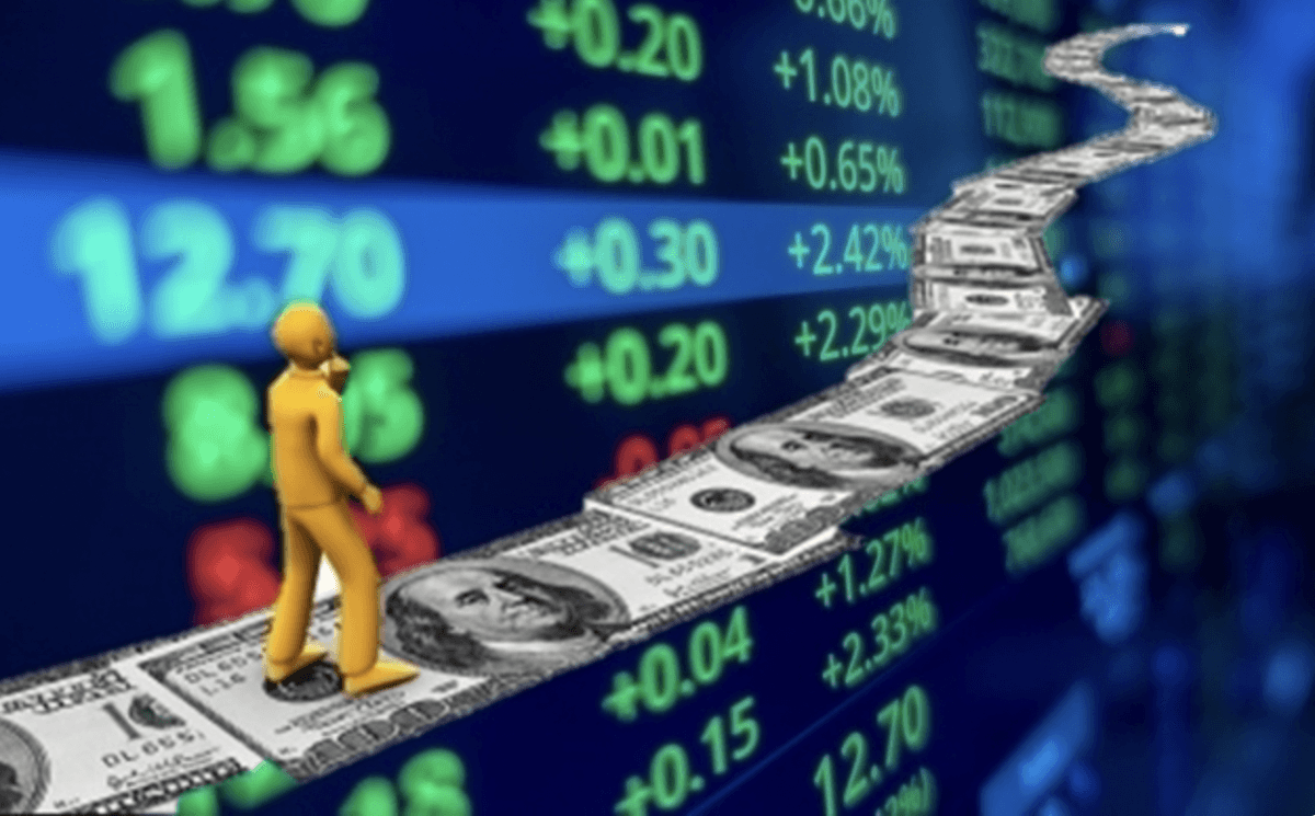 Dòng chảy vốn vào cổ phiếu chứng khoán cho thấy điều gì về thanh khoản thị trường