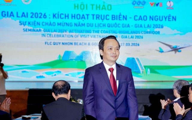 Trịnh Văn Quyết chính thức trở lại vai trò Chủ tịch FLC