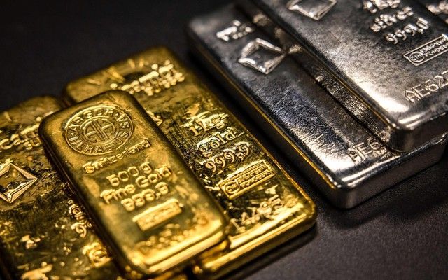 Whale sells substantial quantities of gold and silver as prices rebound
