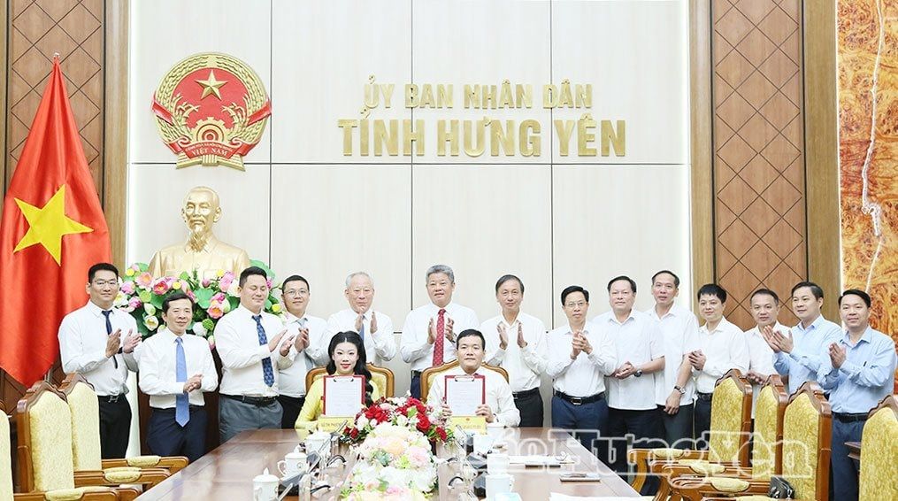 Top 50 Chinese construction group accelerates plans to invest 14.8 billion USD in Vietnam: signs MoU with Hung Yen, meets FLC chairman Trịnh Văn Quyết, proposes end-to-end execution in Ho Chi Minh City