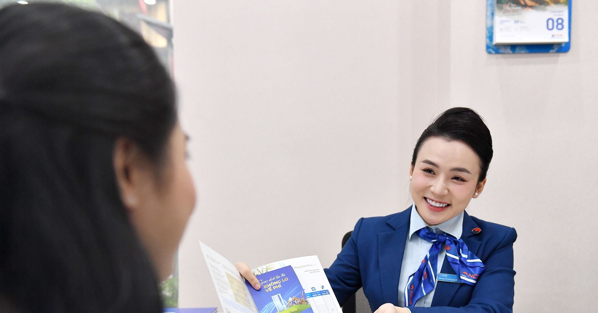 Lãi suất ngân hàng hôm nay 17/8 MB, Sacombank, HDBank và nhóm Big4 niêm yết ra sao?