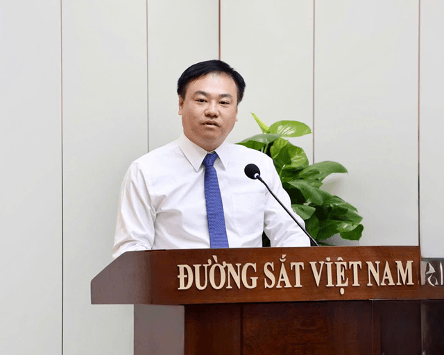 Cam Anh Tuan được bổ nhiệm làm phó tổng giám đốc Tổng Công ty Đường sắt Việt Nam