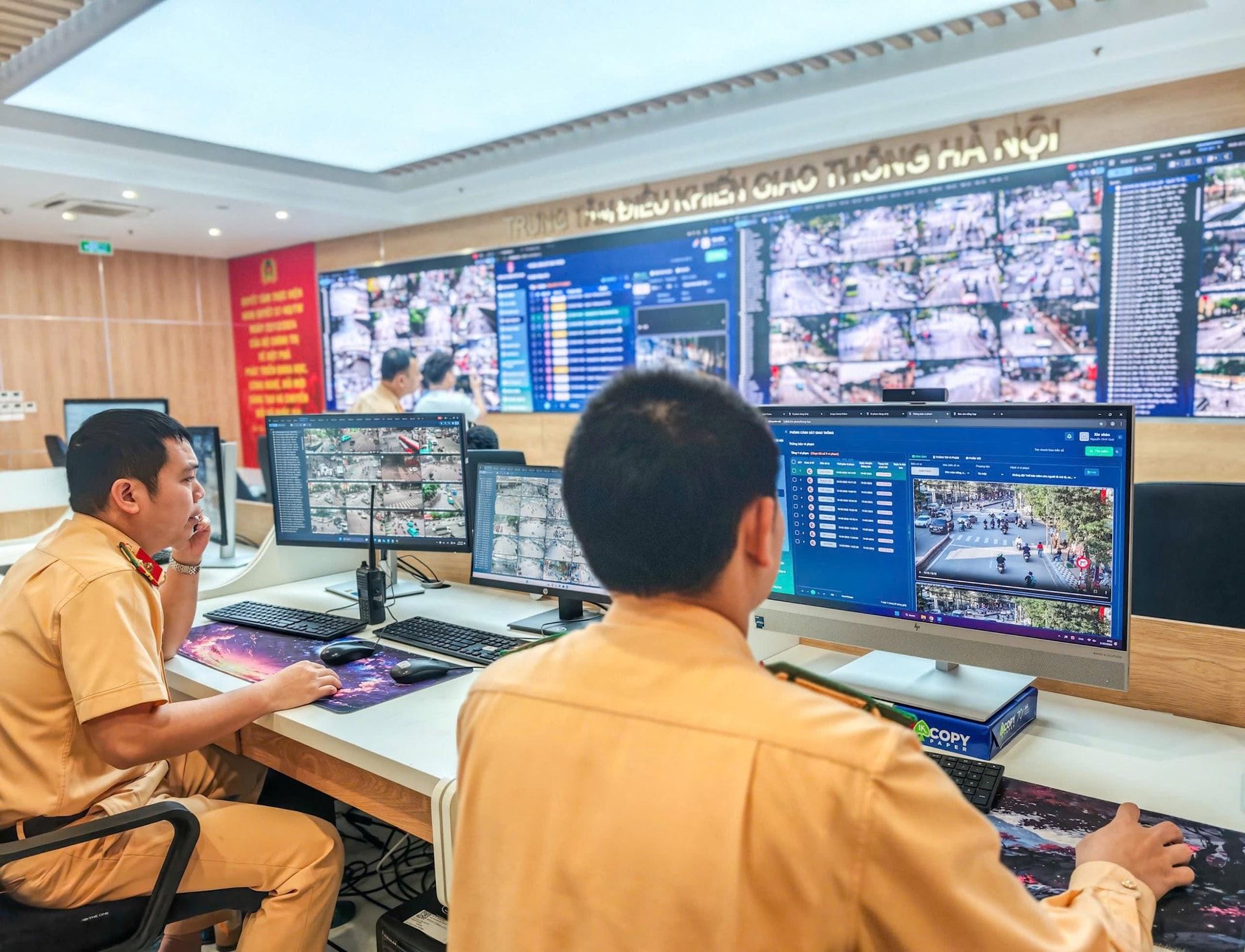 Camera AI tăng cường xử lý vi phạm dừng đỗ ở Hà Nội 24/7, mức phạt lên tới 22.000.000 đồng