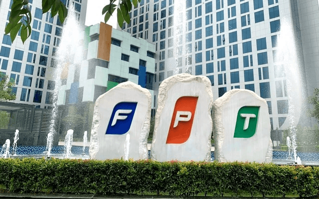 FPT sắp phát hành hơn 171 triệu cổ phiếu thưởng, tăng vốn lên gần 18.900 tỷ đồng