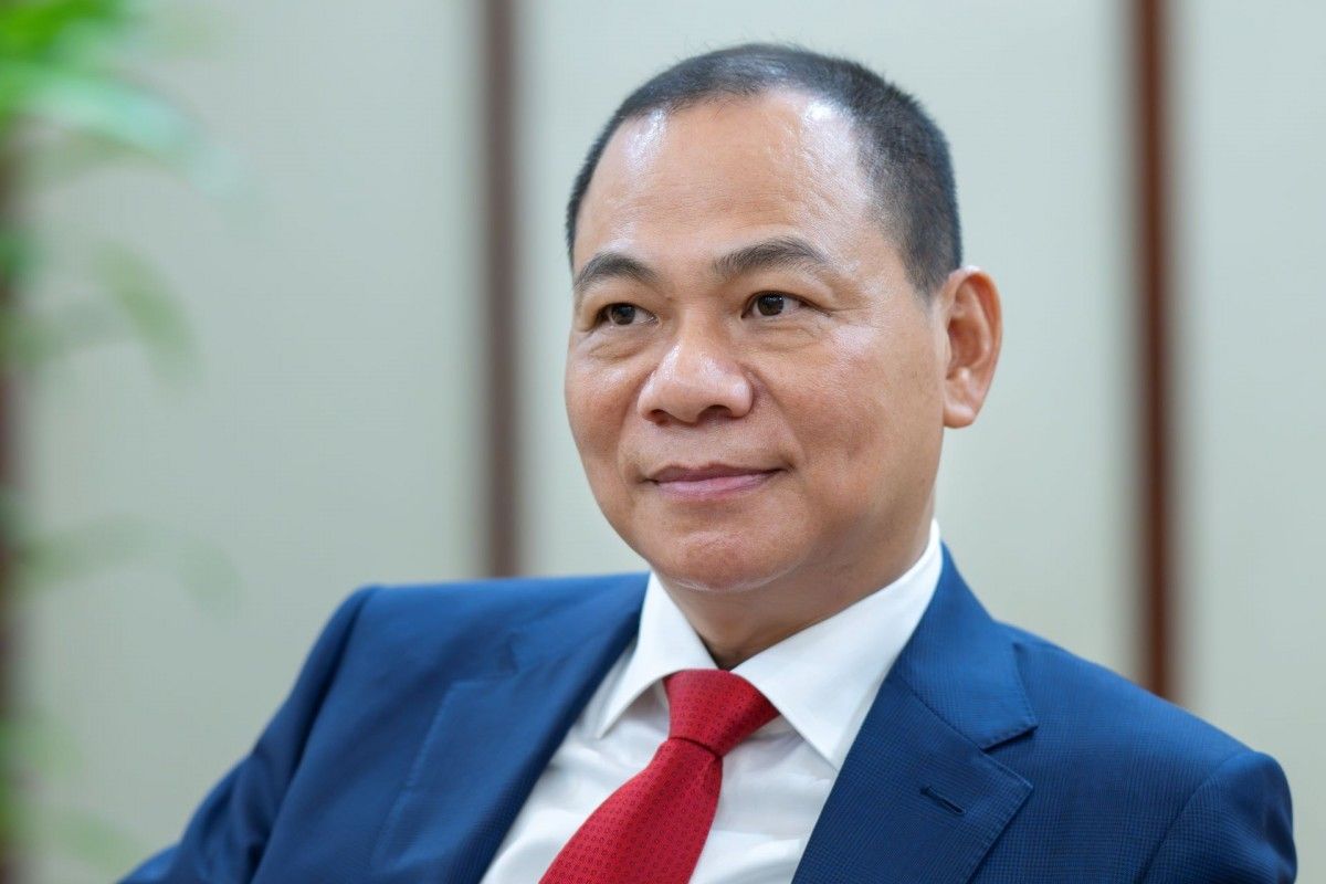 Cổ phiếu VIC lập đỉnh, tỷ phú Phạm Nhật Vượng áp sát Top 60 thế giới