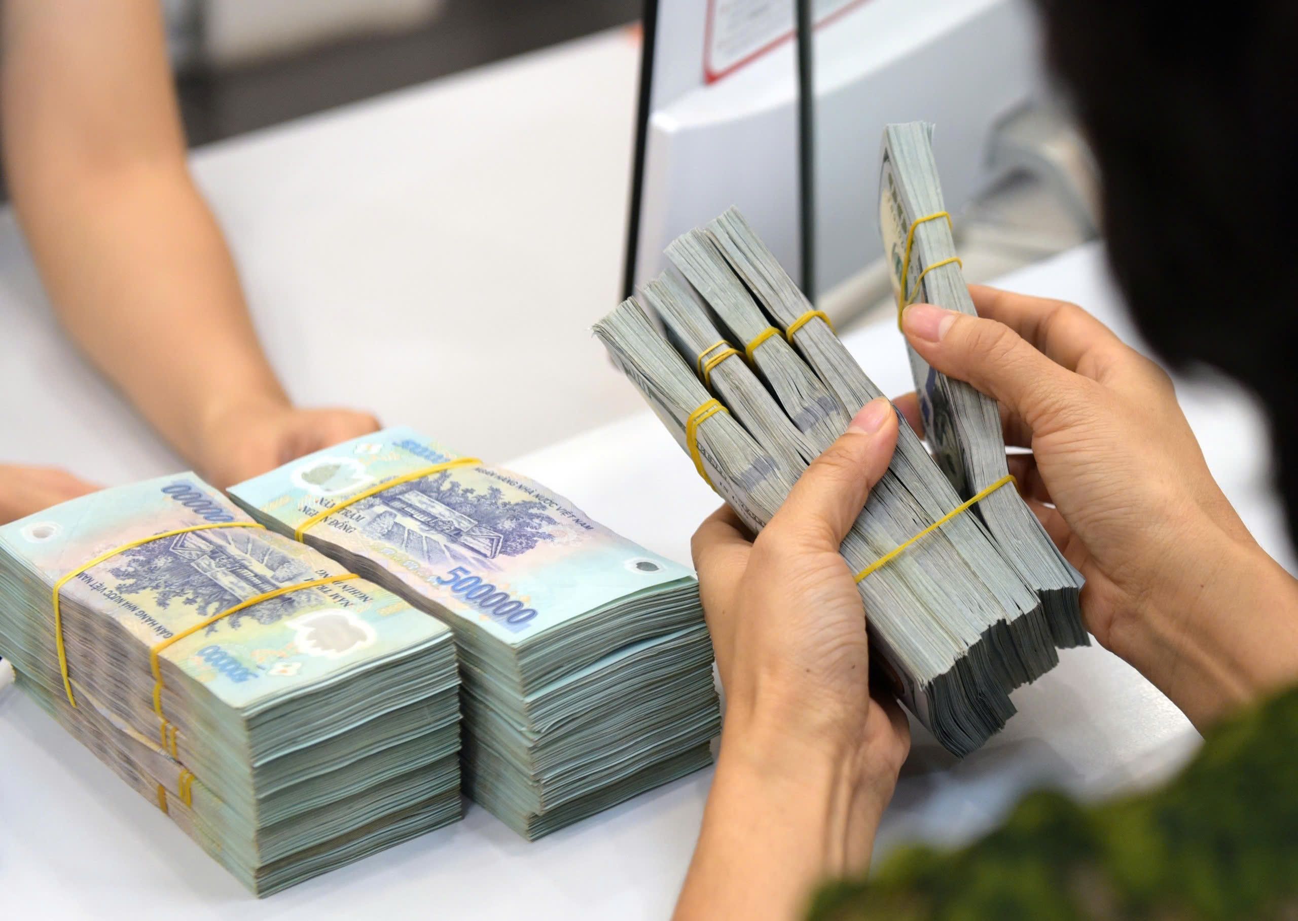 Lãi suất ngân hàng hôm nay 21/9/2026: Nhiều ngân hàng niêm yết trên 7%/năm