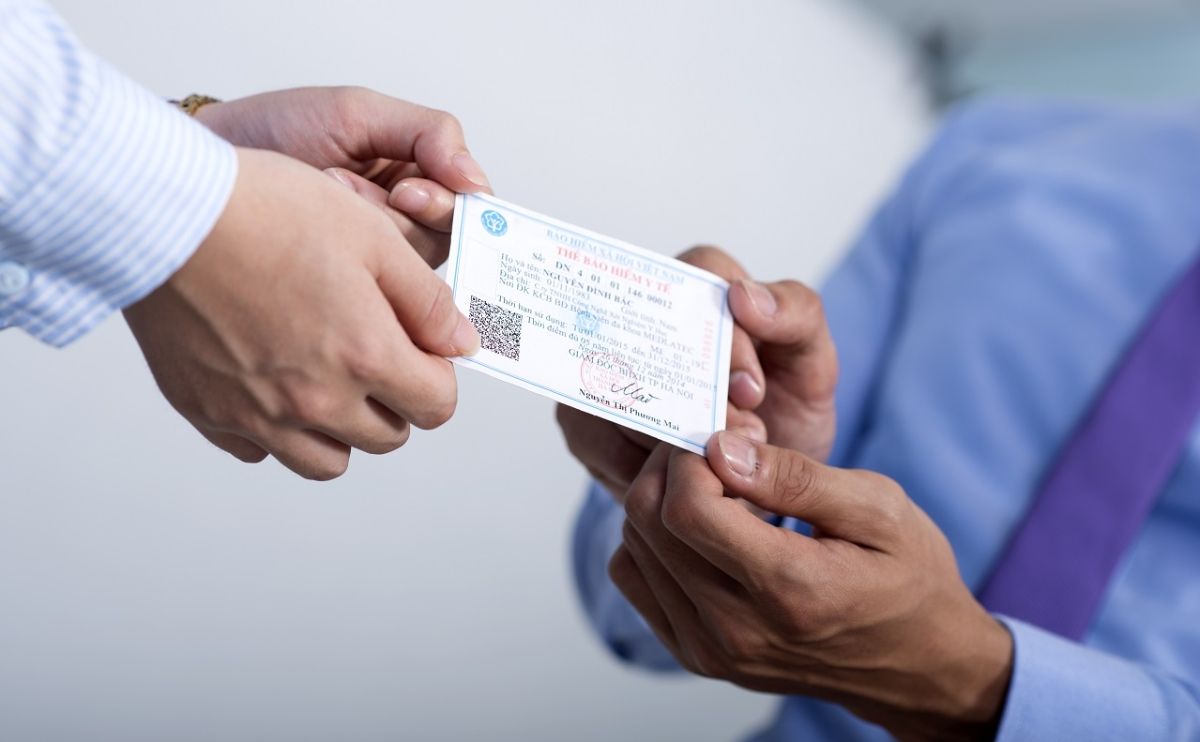 Phạt lên tới 5 triệu đồng cho hành vi cho người khác mượn hoặc sử dụng thẻ bảo hiểm y tế của người khác