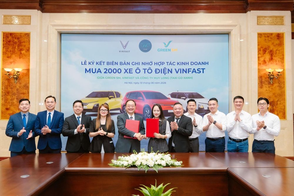 Huy Long gia nhập cuộc đua vận tải xanh với 2.000 xe điện VinFast