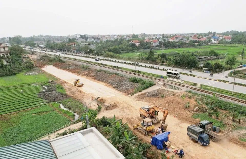 Các dự án đường song song đường sắt Hà Nội - Lào Cai khu vực Vĩnh Phúc: Tiếp tục đẩy nhanh tiến độ, vướng mắc mặt bằng vẫn là điểm nghẽn