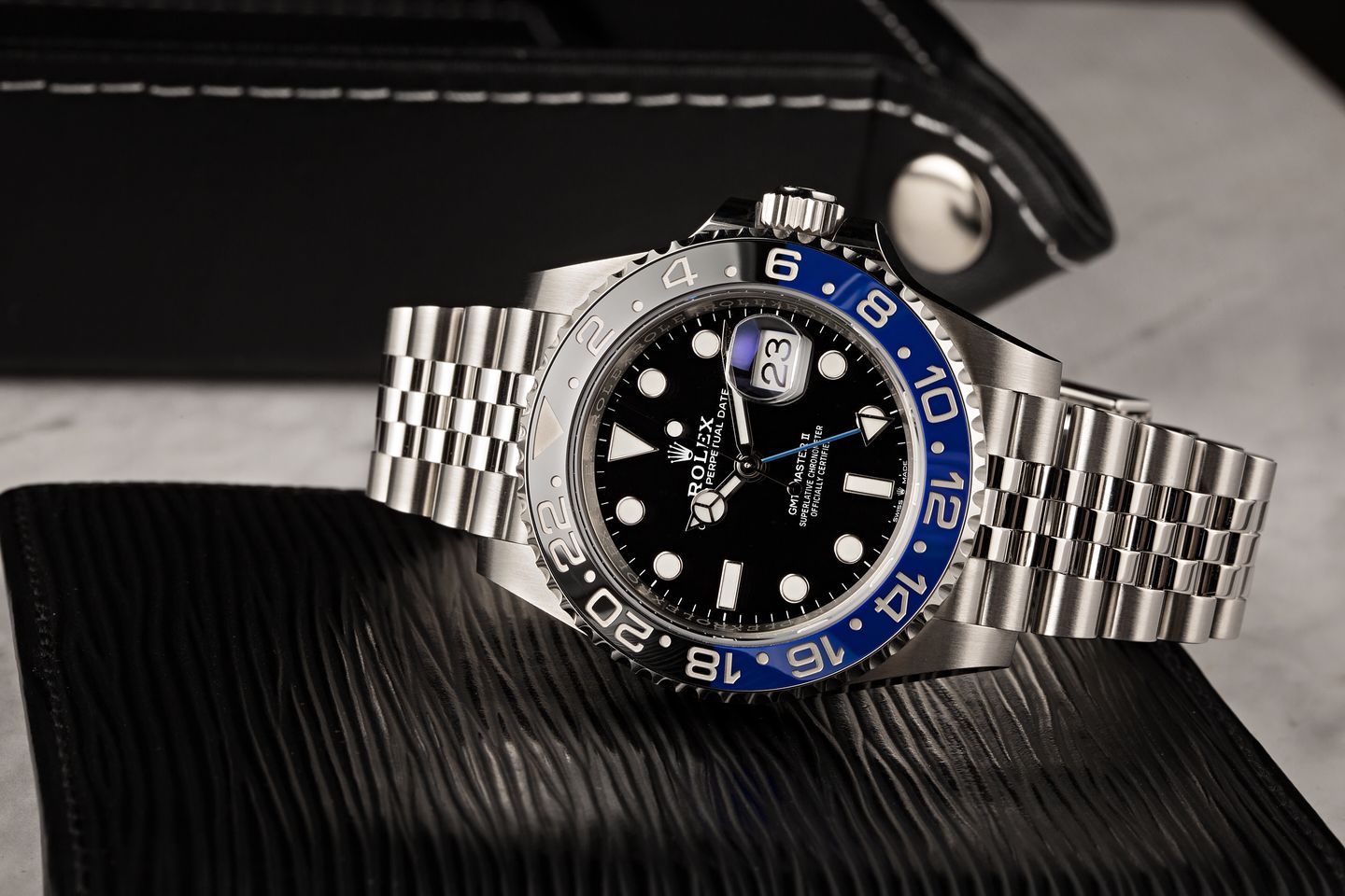 Rolex tăng giá, người trẻ quay lưng với đồng hồ xa xỉ