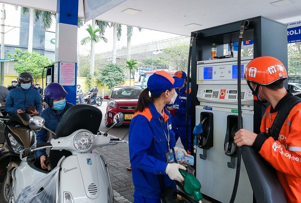 Giá xăng dầu ngày hôm nay 21/9/2026: E10RON95 vượt 25.600 đồng/lít