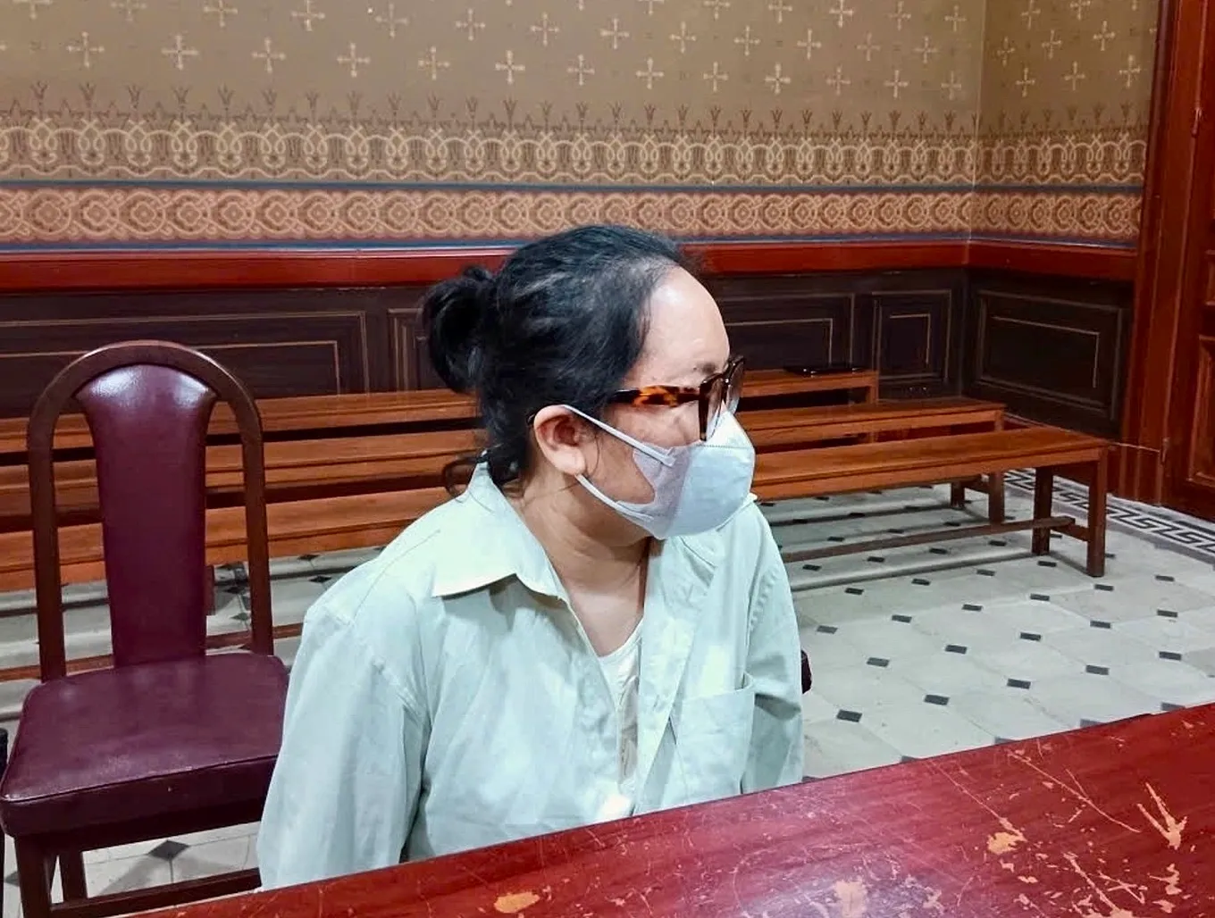 Thầy bói dọa nhiều người 'bị vong theo', lừa hơn 28 tỷ đồng
