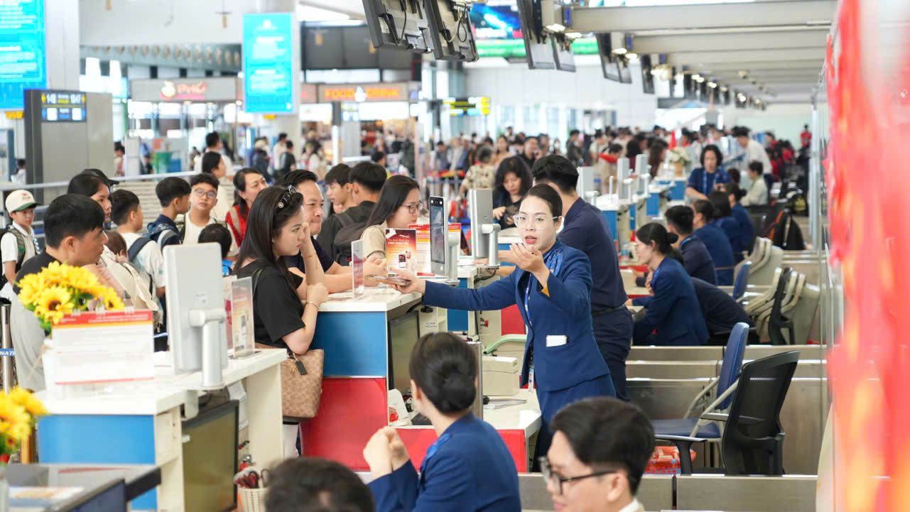 Hãng hàng không duy trì tỉ lệ đúng giờ trên 85% trong dịp nghỉ lễ cao điểm 30-4