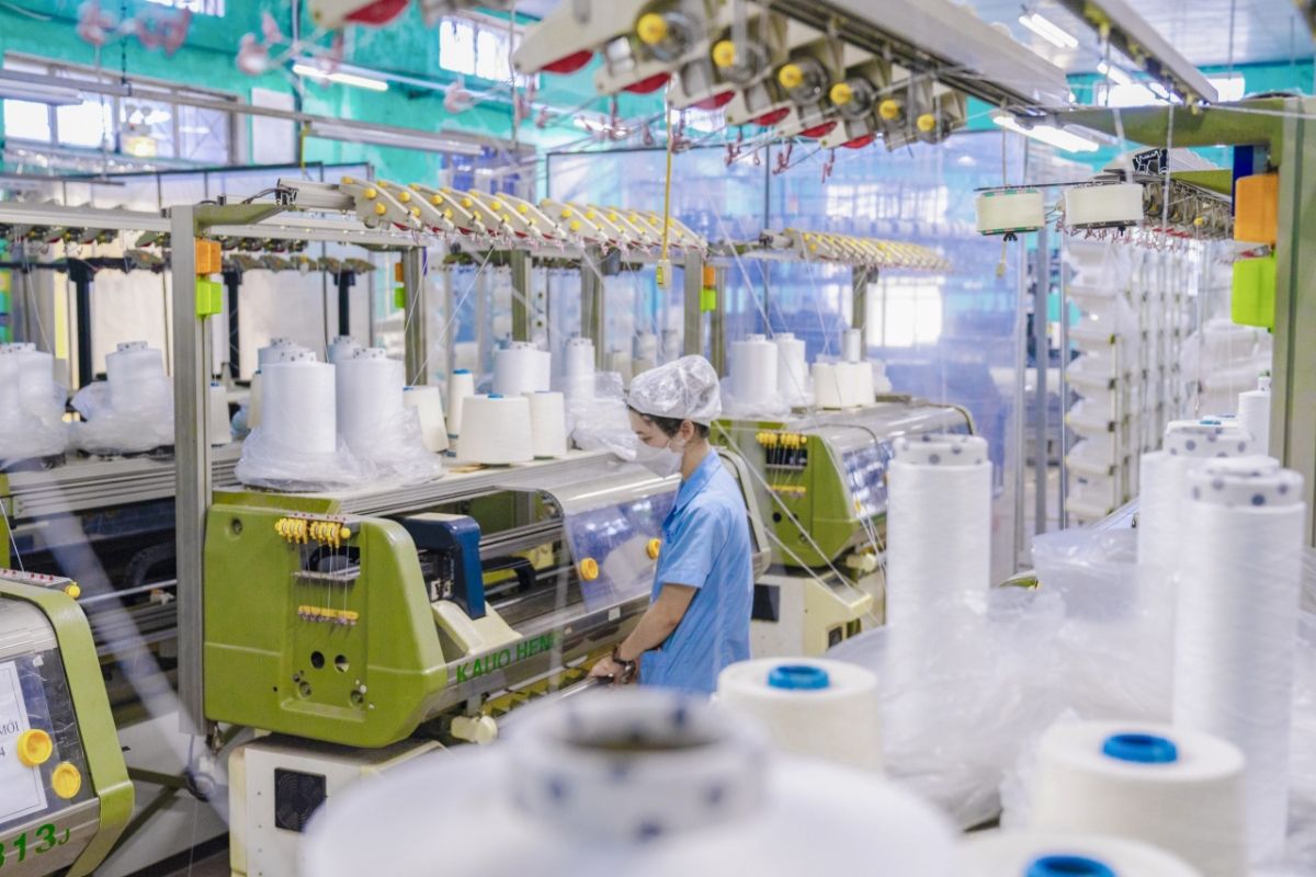 Dệt may Việt Nam tăng trưởng 2,9% trong quý I/2026 bất chấp thách thức