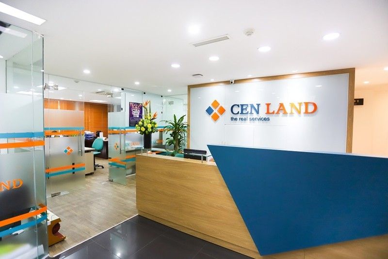Cen Land.jpeg