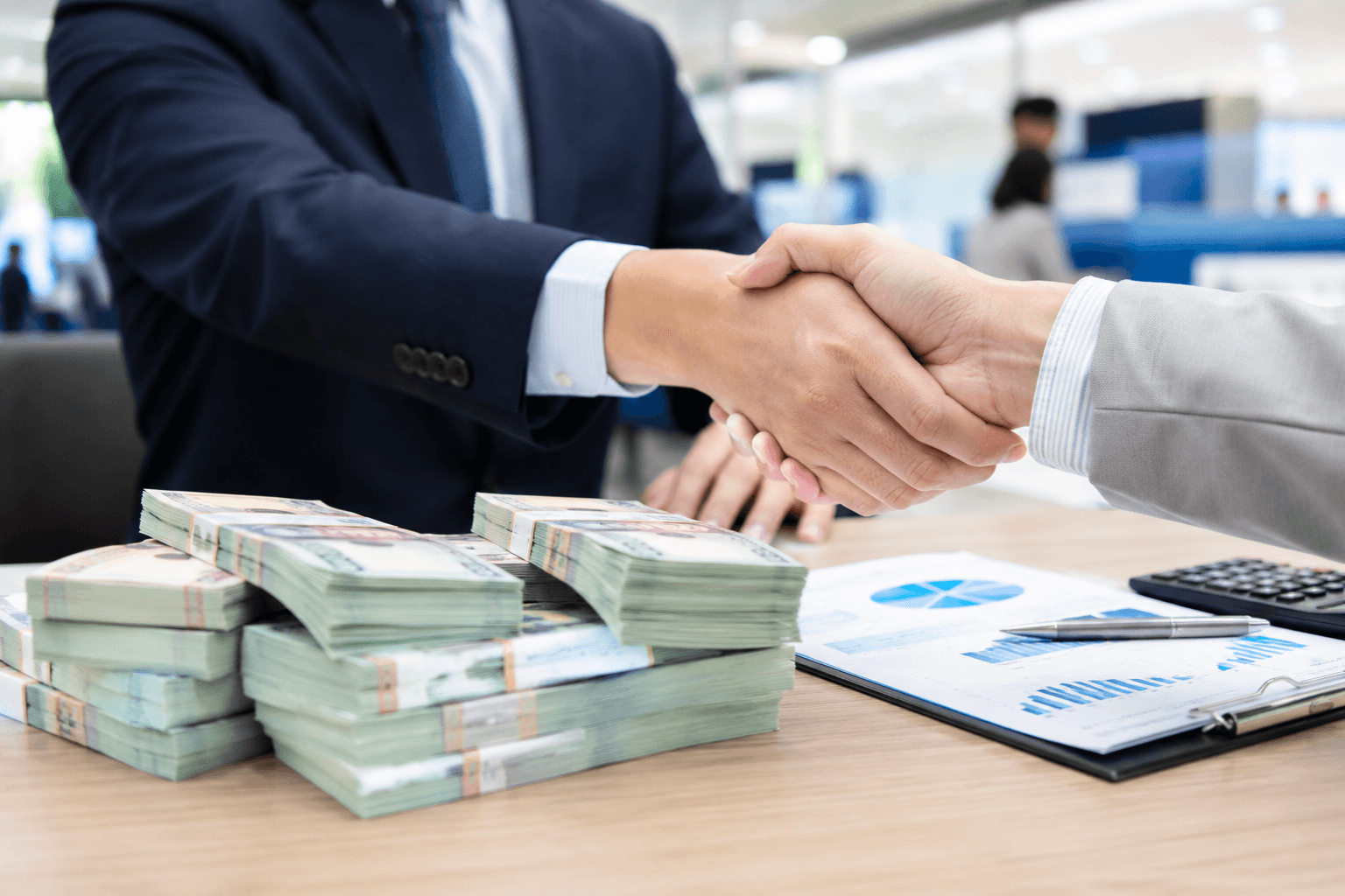 Loạt ngân hàng giảm lãi vay, dành hàng trăm nghìn tỷ đồng cho SME