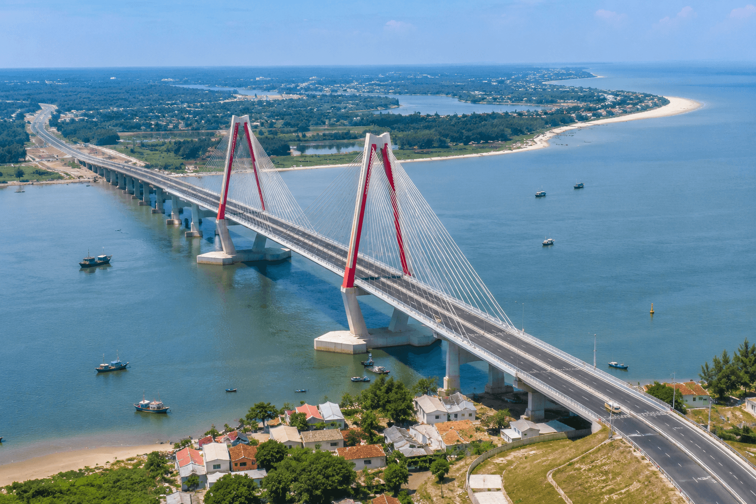 Huế chuẩn bị đưa cầu Thuận An dài 2,36 km vào khai thác trước ngày 30/7