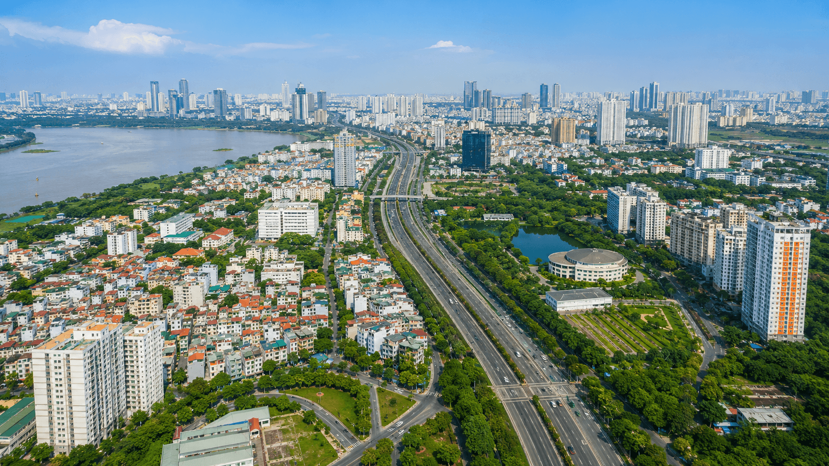 Hà Nội tìm động lực tăng trưởng mới từ kinh tế đêm và công nghiệp bán dẫn