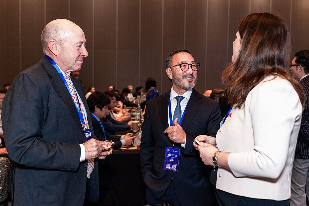 Experts outline strategies to attract global capital to Vietnam's financial center