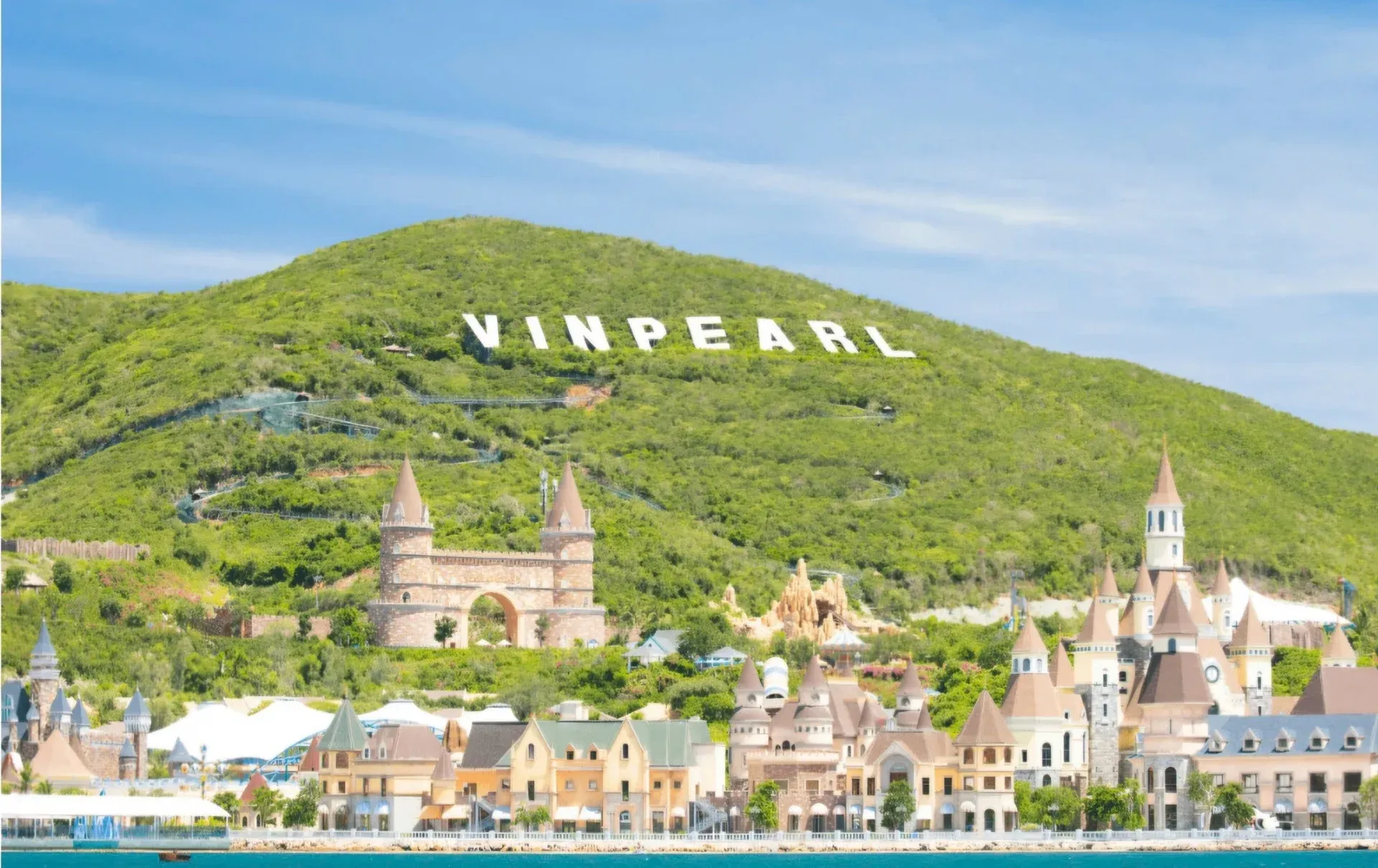 Vinpearl sẽ phát hành 100 triệu cổ phiếu ưu đãi để tăng vốn lên gần 19.000 tỷ đồng