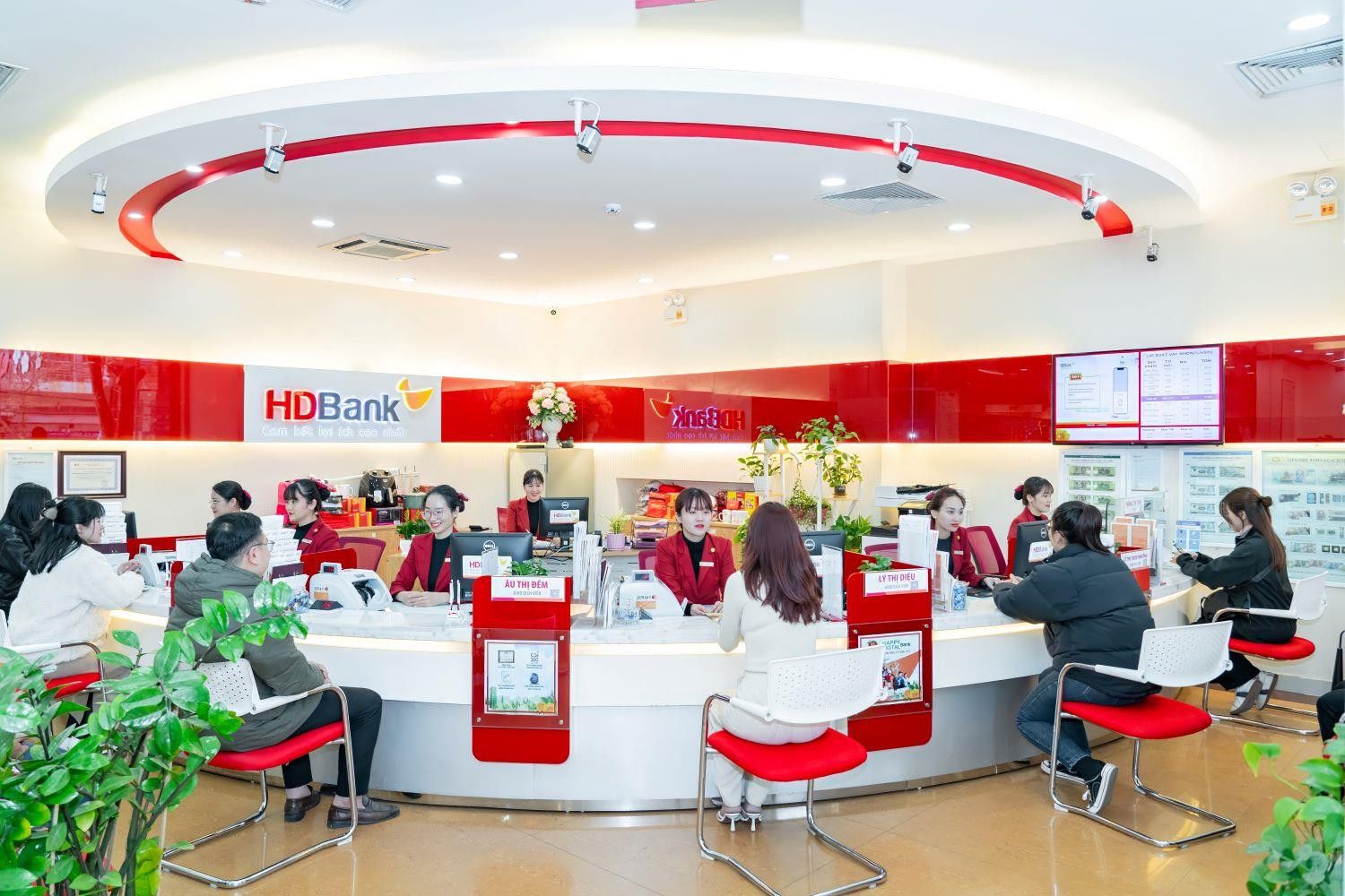 HDBank secures $721 million Social Loan from ADB, Standard Chartered and international financial institutions