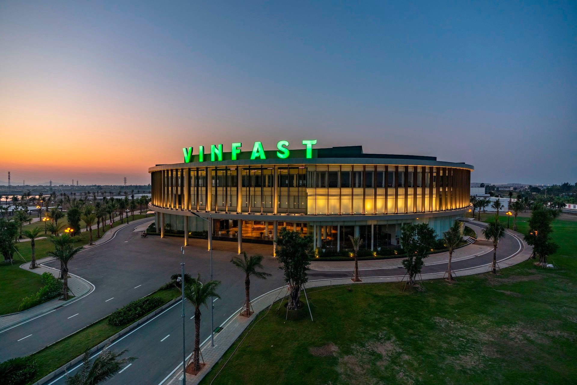 VinFast tái cấu trúc quy mô lớn, chuyển nhượng mảng sản xuất trị giá 530 triệu USD