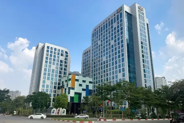 SCIC mua 250.000 cổ phiếu FPT, tương đương 12,5% lượng đăng ký, cho thấy sự dè dặt của nhà đầu tư trước biến động của thị trường