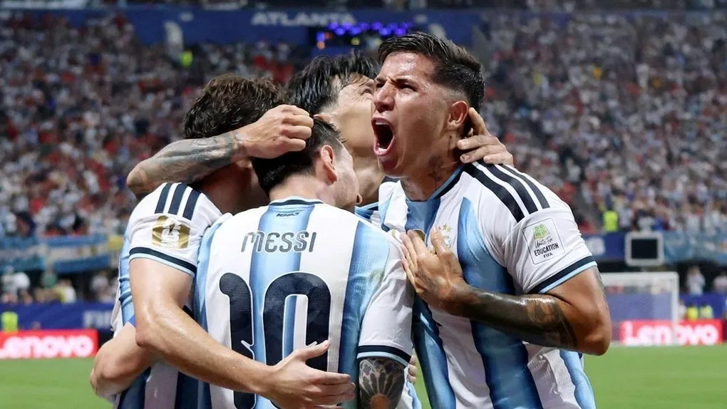 Vào bán kết World Cup, Argentina còn gây chú ý với chỉ số chứng khoán hơn 3 triệu điểm
