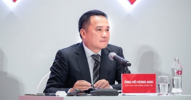 Chủ tịch Hồ Hùng Anh và người thân nắm giữ hơn 19% vốn Techcombank
