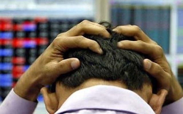 Nhà sản xuất đèn LED niêm yết Rang Đông đối mặt với suy giảm doanh thu và lợi nhuận trước áp lực cạnh tranh, thay đổi chính sách thuế và chuyển đổi số.