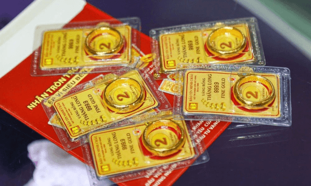 Gold prices reverse course as domestic bullion and jewelry decline on June 17, 2026
