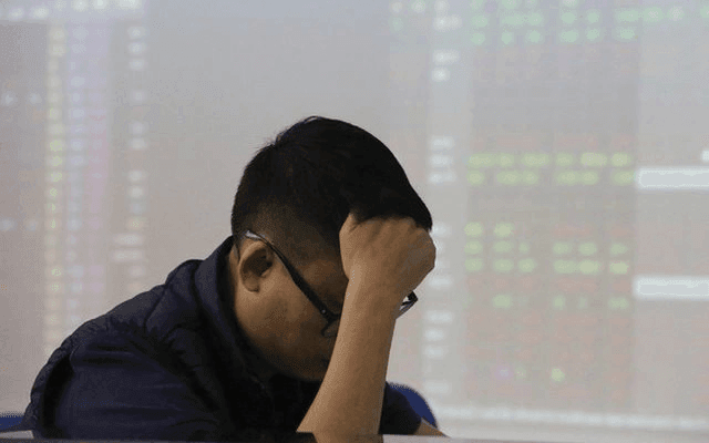 Week of June 15-19: Foreign selling drives net outflows in two stocks totaling trillions of dong