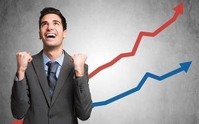 A company approves a 50% cash dividend payment in July, stock rises after the announcement.