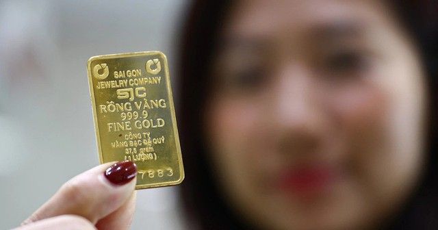 Gold prices hold steady in morning trading as world price slips to around $4,108 per ounce (July 11, 2026)
