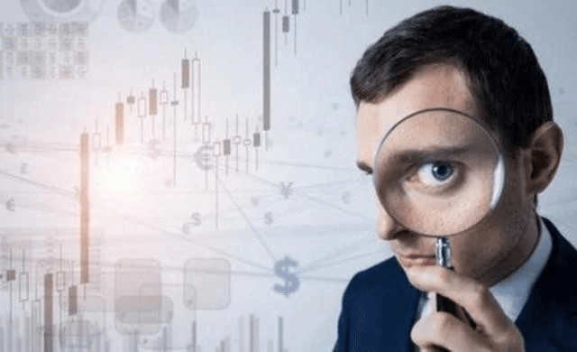 VN-Index có thể còn nhịp "rũ bỏ" trước khi hướng lên 1.800 điểm, nhiều cổ phiếu về vùng định giá hiếm thấy với P/E chỉ 4-8 lần