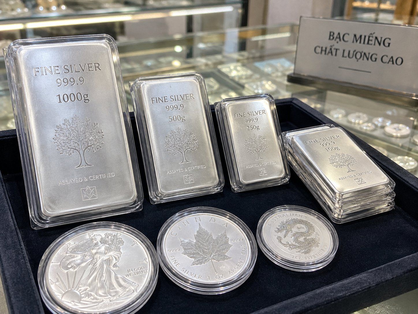 Giá bạc hôm nay ngày 29/9/2026: Bạc giảm khi USD mạnh lên, thế giới còn 62,5 USD/ounce
