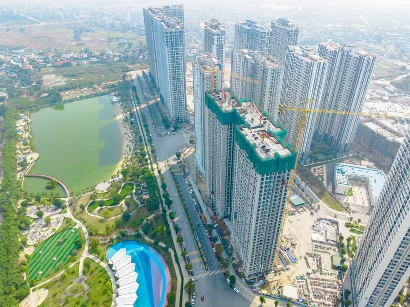 Lãi suất mua nhà lên “đỉnh” hơn 3 năm, giao dịch bất động sản sụt giảm mạnh