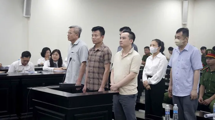 Vụ tham ô tại Công ty Nam Triệu: Cấp dưới khai bị ép đưa tiền 'ngoại giao'