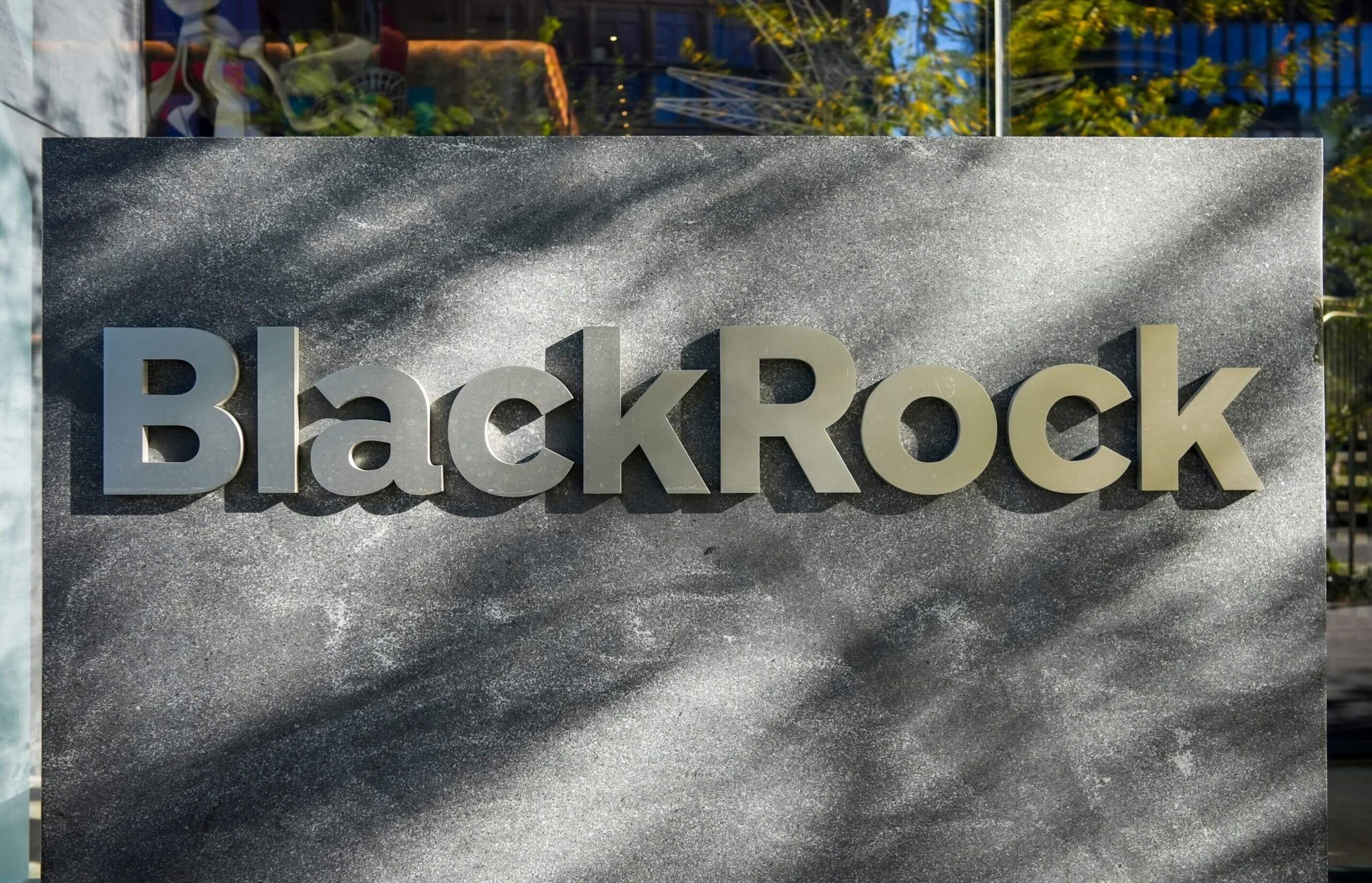 BlackRock unveils 0.65% fee structure for Bitcoin premium income ETF (BITA)