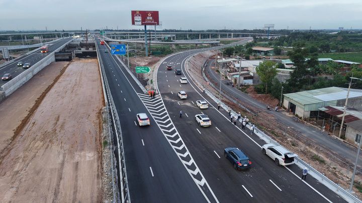 Ôtô dưới 9 chỗ được phép vào cao tốc Biên Hòa - Vũng Tàu qua nhánh T2 từ ngày 24/5