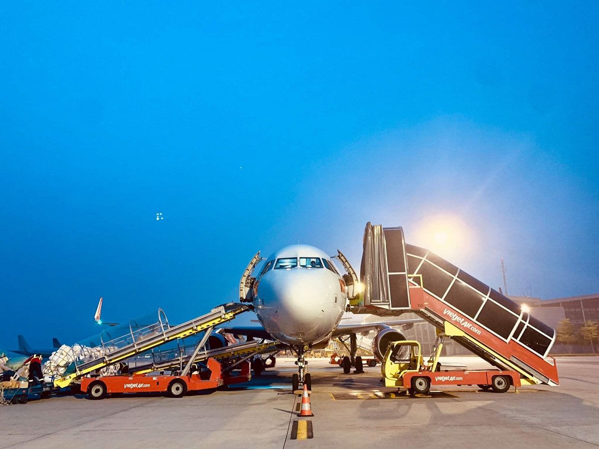 Hàng hóa qua cảng hàng không tăng 13%, vận tải hàng không thu hút thêm đầu tư