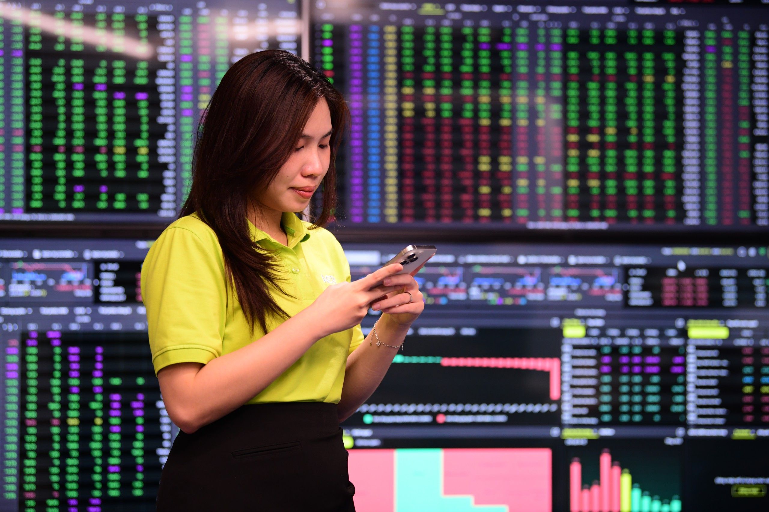 Chứng khoán 17-9: Fed tăng lãi suất, kịch bản nào cho VN-Index?