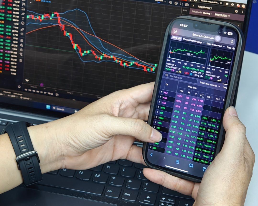VN-Index 3/9 tiến sát mốc 1.850 điểm, nhà đầu tư nên tránh mua đuổi