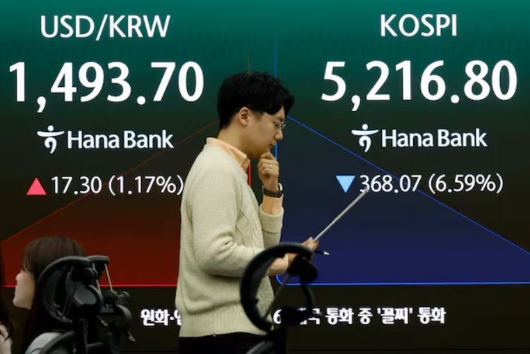 Chứng khoán châu Á giảm diện rộng, Nikkei ngược dòng tăng 0,2%