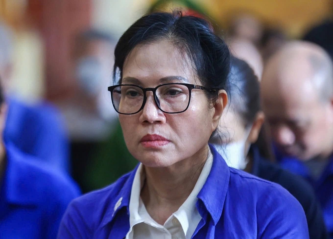 cuu-tong-giam-doc-sjc-le-thuy-hang-duoc-giam-4-nam-tu-giam.jpg