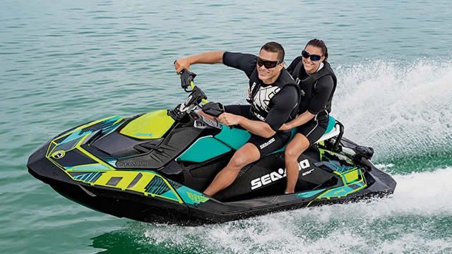 Polaris vượt dự báo lợi nhuận quý 1 nhưng dự báo doanh số 2026 bằng phẳng; Dự án Mesa xe tự hành đất của Forterra có thể thúc đẩy tăng trưởng