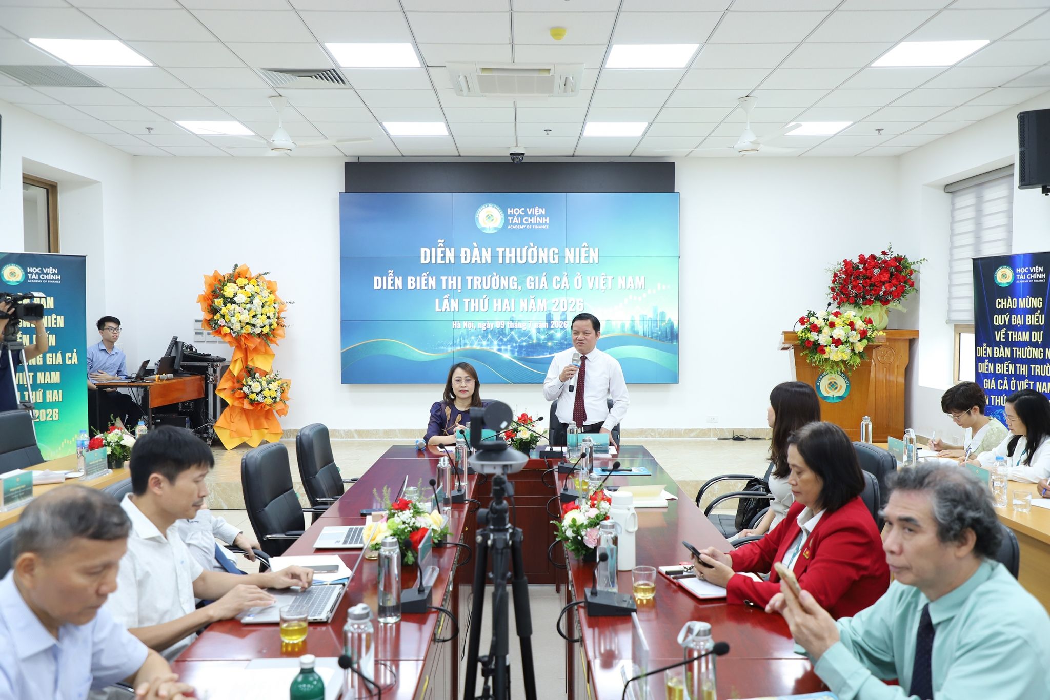 Điều hành giá trước bài toán tăng trưởng và kiểm soát lạm phát