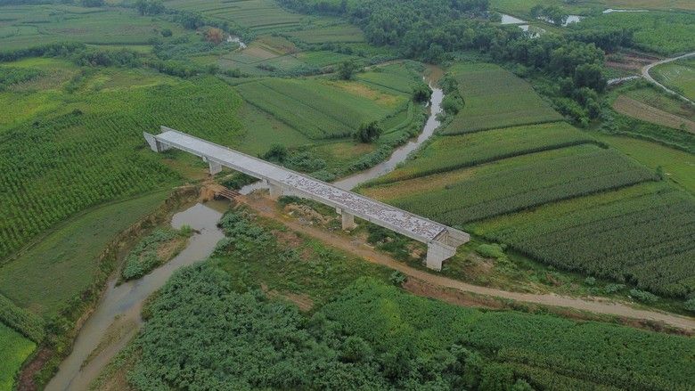 Cầu 80 tỷ đồng mọc chơ vơ trên sông: Nghệ An chốt mốc về đích trước 31/12 Âm lịch