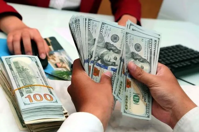 Giá USD hôm nay 12/8 Đô la tự do giảm sâu, ngân hàng đồng loạt đi xuống