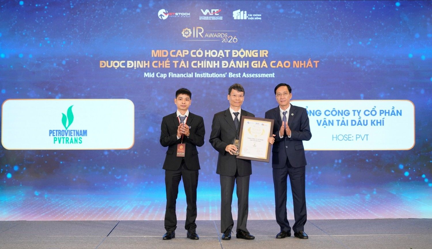 doanh-nghiep-mid-cap-co-hoat-dong-ir-duoc-dinh-che-tai-chinh-danh-gia-cao-nhat-2026.jpg